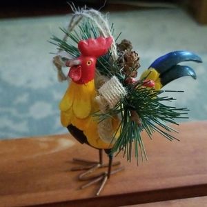 Beautiful Rooster Ornament